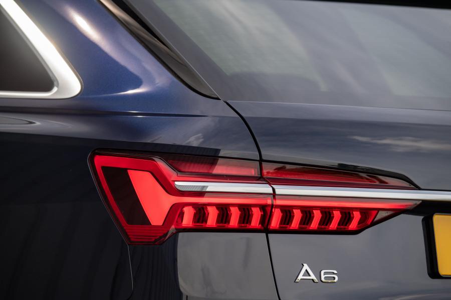 Детали экстерьера Audi A6 50 TDI Allroad Quattro 2019 года  (UK) (фото 21 из 40)